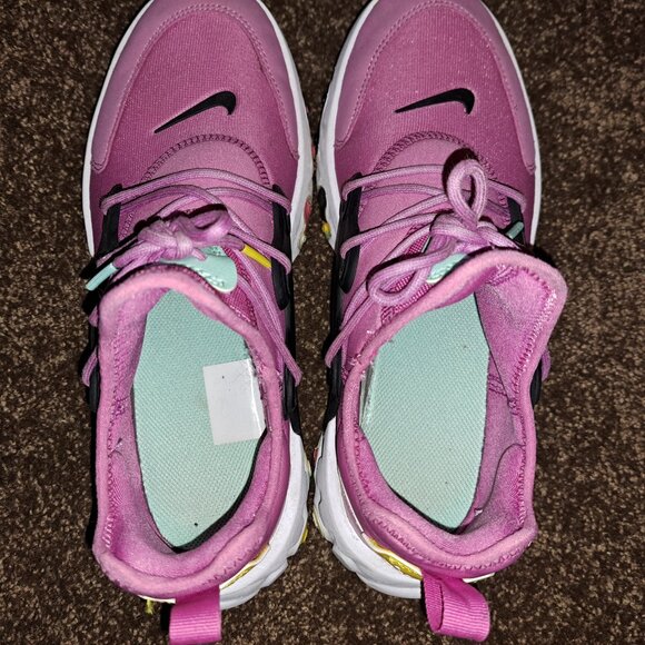 Nike React Presto MC (GS) Shoes Cosmic Fuchsia-Camo - Picture 3 of 9
